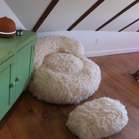 Creative Private Attic 1Br Suite Honey Brook Екстериор снимка