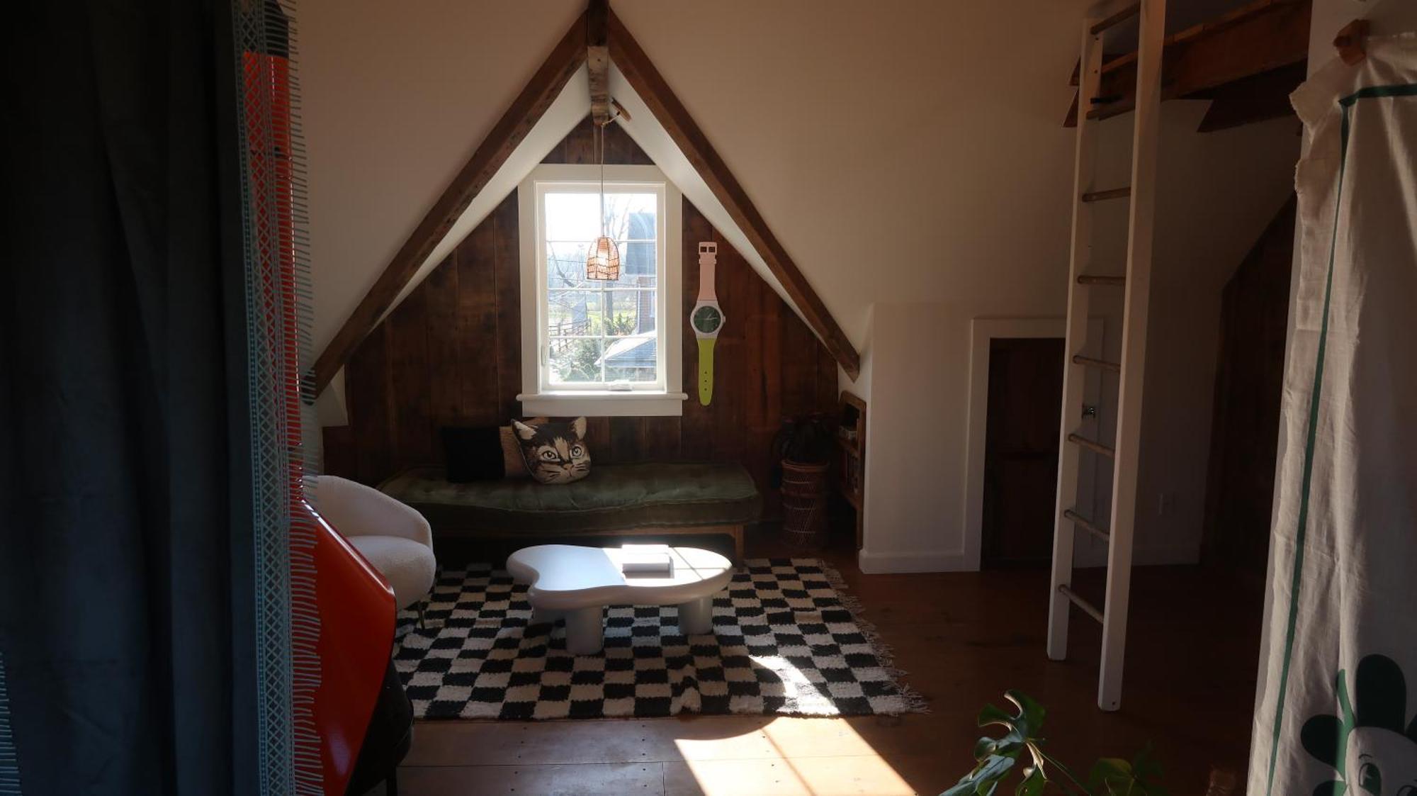 Creative Private Attic 1Br Suite Honey Brook Екстериор снимка