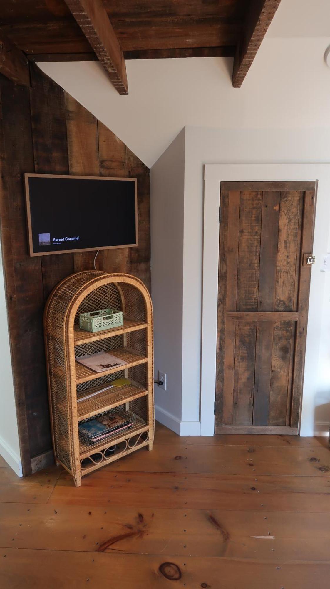 Creative Private Attic 1Br Suite Honey Brook Екстериор снимка
