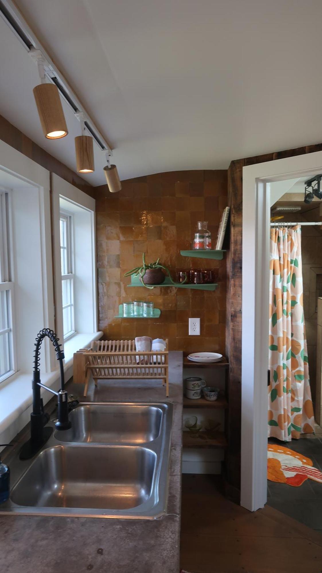 Creative Private Attic 1Br Suite Honey Brook Екстериор снимка